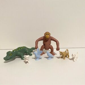 Playmobil Animal Lot Crocodile Monkey Cat Bird Dog Mom Baby Family Toy Bundle
